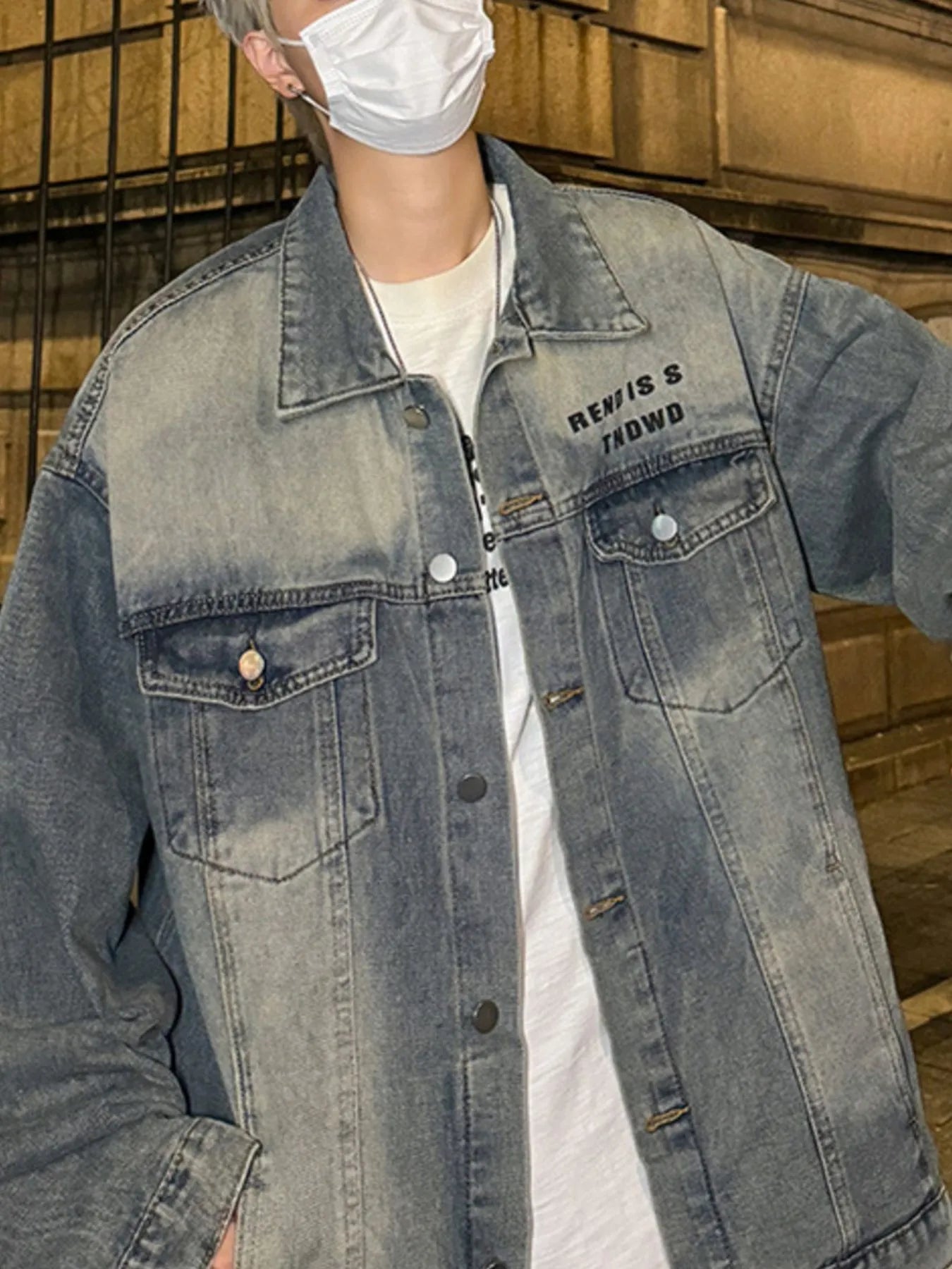 Men’s Plus Size Oversized Button Up Washed Denim Jacket