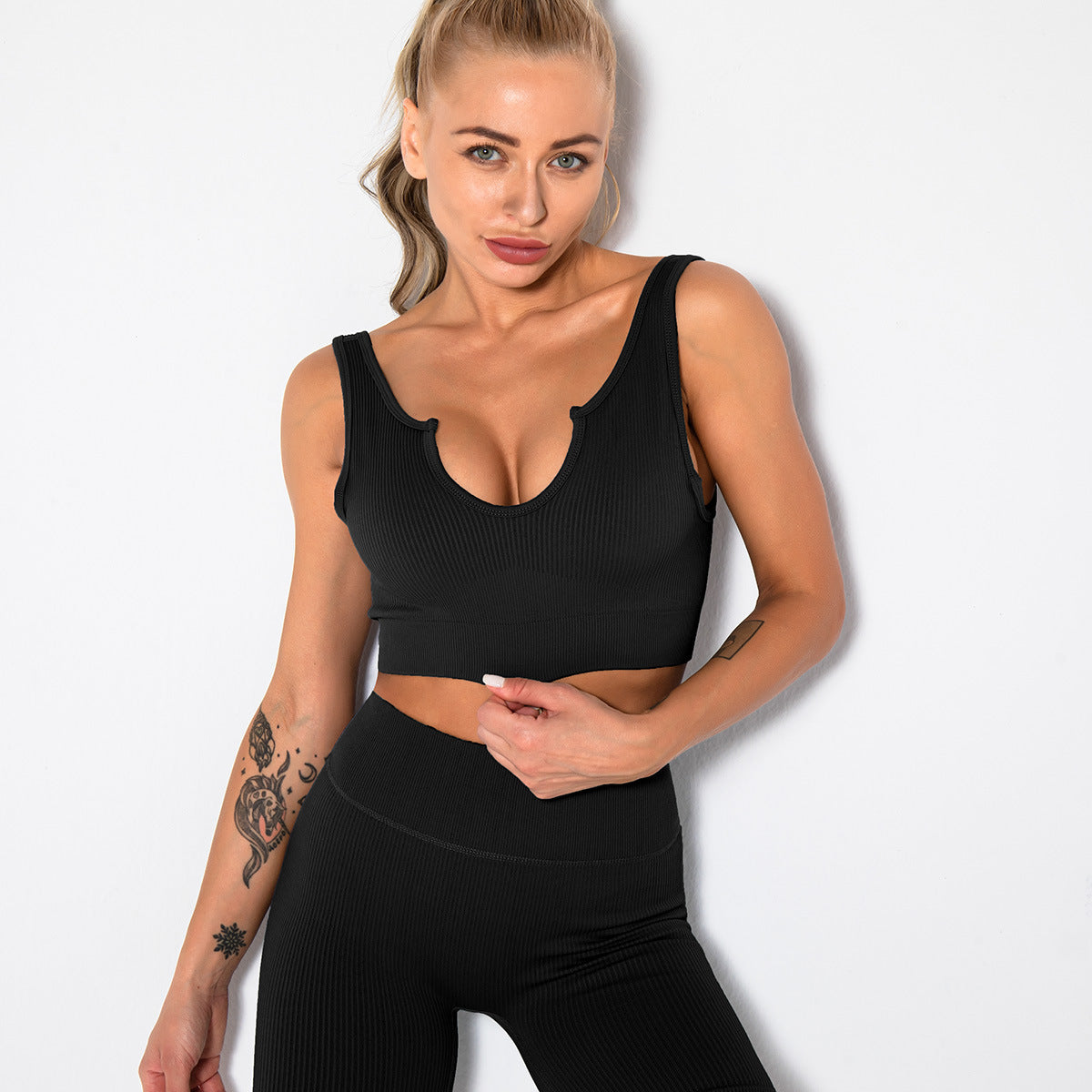 Women’s Seamless Sports Bra Workout Crop Top Tank Tops For Women Longline Ribbed Fitness Black / L