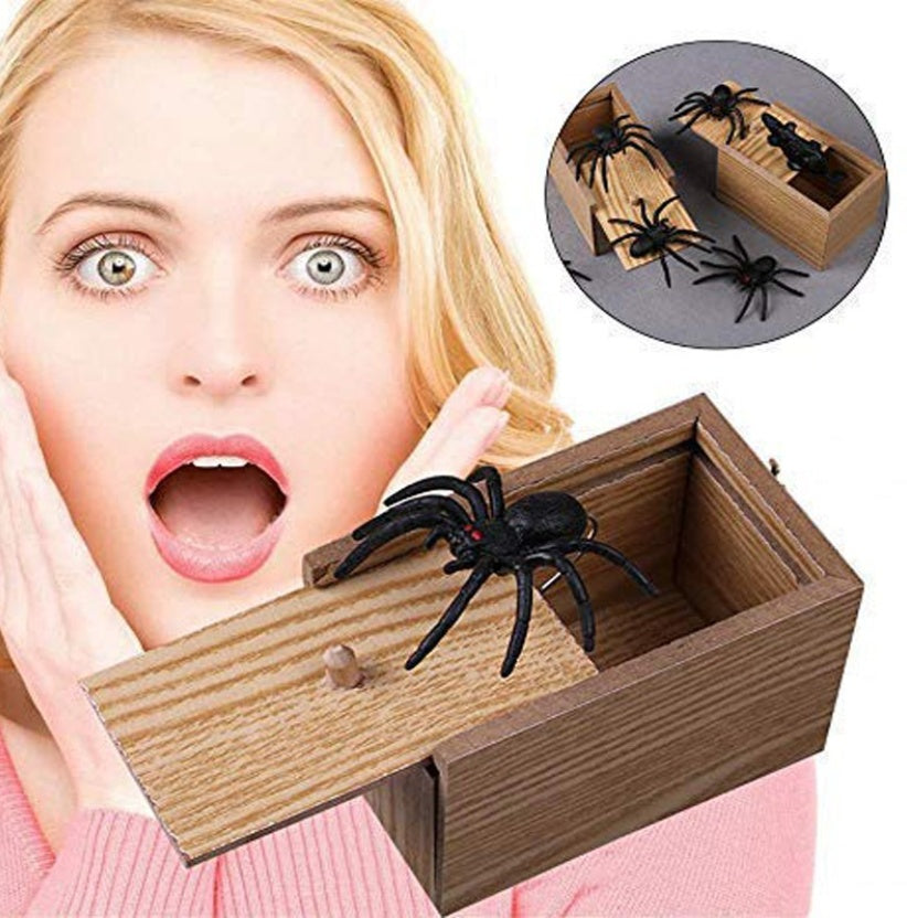 Prank Spider Wooden Scare Box Trick Play Joke Lifelike Surprise April Fools’ Day Funny Novelty Toys Gags Practical Gifts